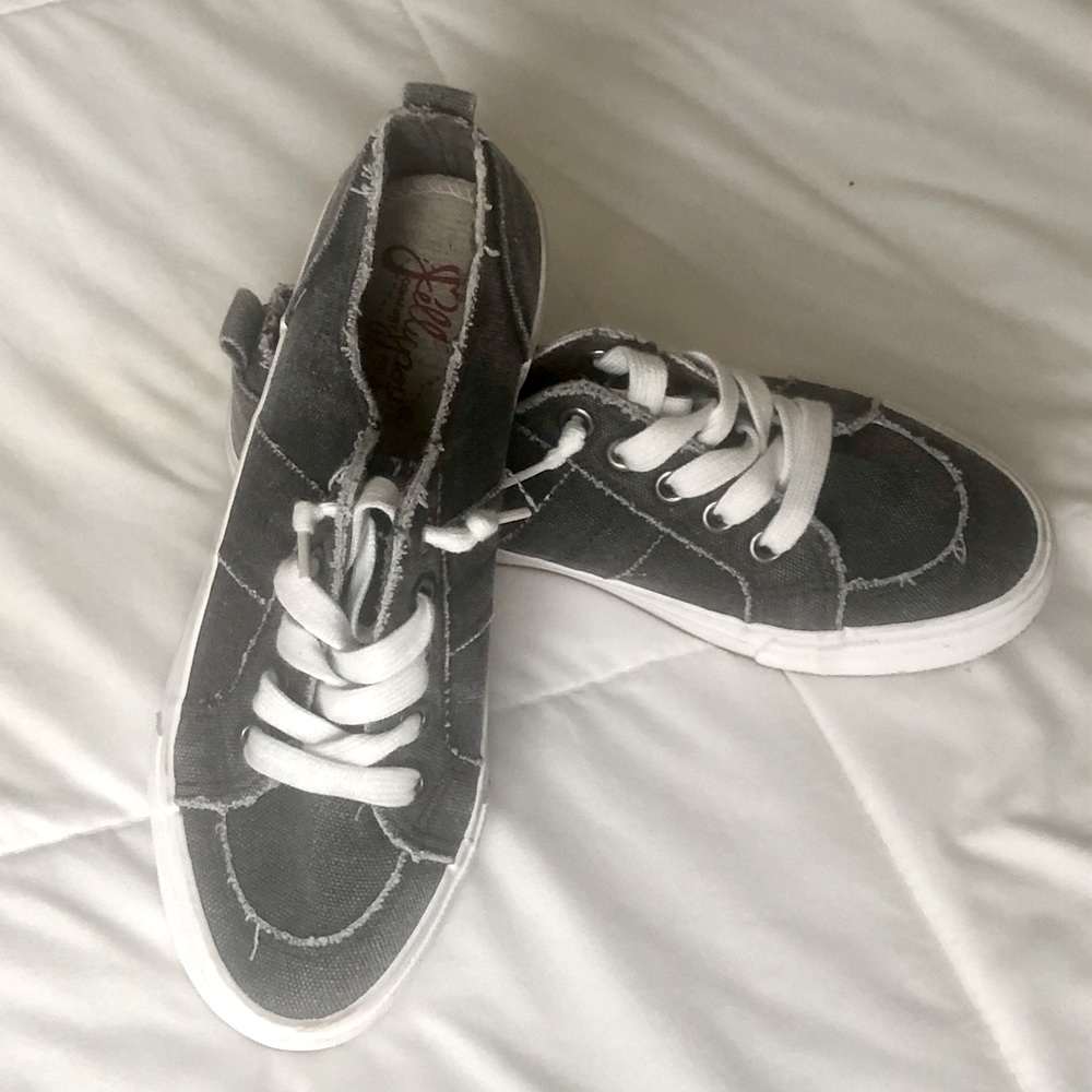 Jelly Pop Comfort Fit Gray Canvas Sneakers sz 7.5